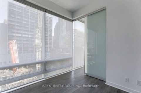 Photo 7 at 410 - 15 Grenville Street, Bay Street Corridor, Toronto