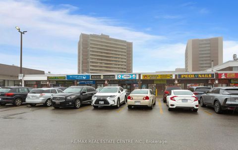 Photo 37 at #7 - 4722 Jane Street, Black Creek, Toronto