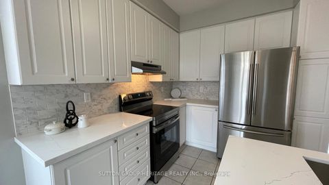 Photo 13 at 57 Kimberly Drive, Brooklin, Whitby