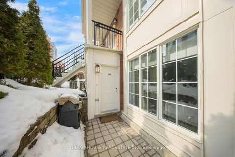 Photo 1 at 1008 - 5 Everson Drive, Willowdale East, Toronto