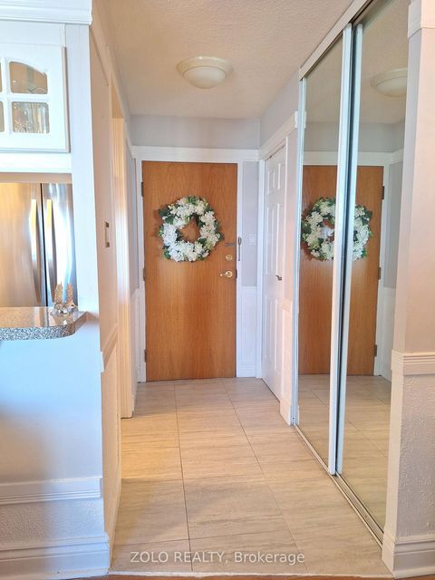 Photo 14 at 1001 - 300 Webb Drive, City Centre, Mississauga