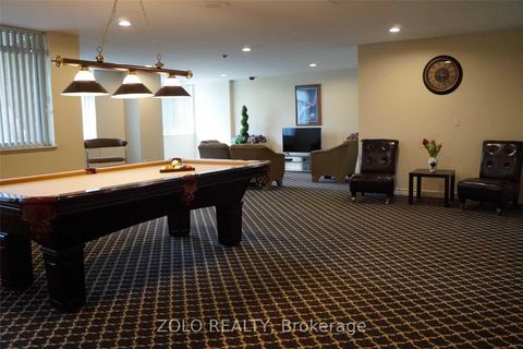 Photo 17 at 1001 - 300 Webb Drive, City Centre, Mississauga