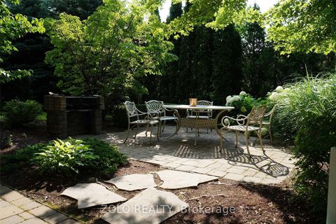 Photo 19 at 1001 - 300 Webb Drive, City Centre, Mississauga