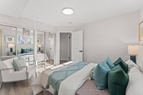 Photo 21 at 1 LOCKHART Gate, Bowmanville, Clarington