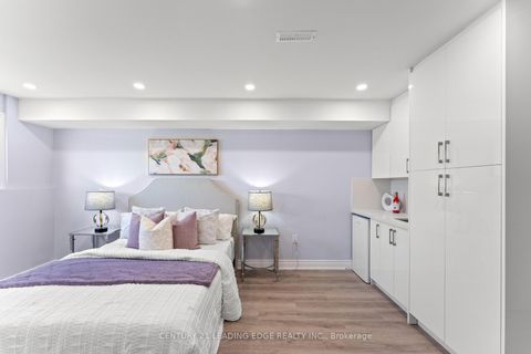 Photo 29 at 1 LOCKHART Gate, Bowmanville, Clarington