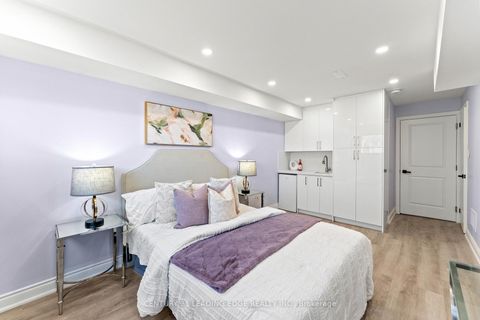 Photo 30 at 1 LOCKHART Gate, Bowmanville, Clarington