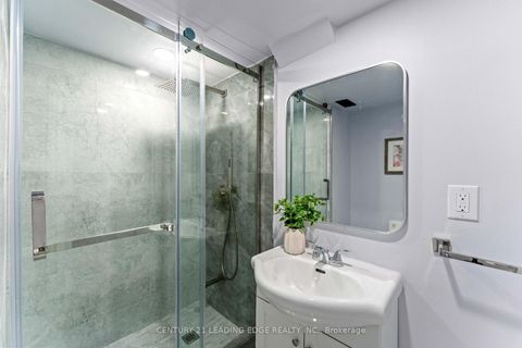 Photo 31 at 1 LOCKHART Gate, Bowmanville, Clarington