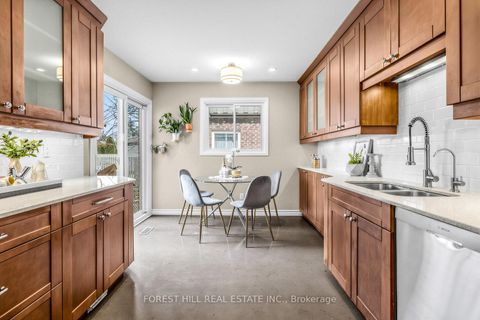 Photo 11 at 49 Seaton Drive, Aurora Highlands, Aurora