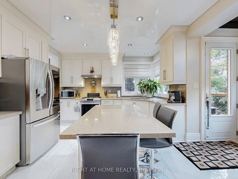 Photo 11 at 963 Northern Prospect Crescent, Wyndham, Newmarket