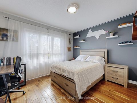 Photo 30 at 963 Northern Prospect Crescent, Wyndham, Newmarket