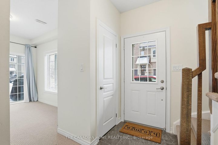 Photo 8 at 33 - 257 Parkside Drive, Waterdown, Hamilton