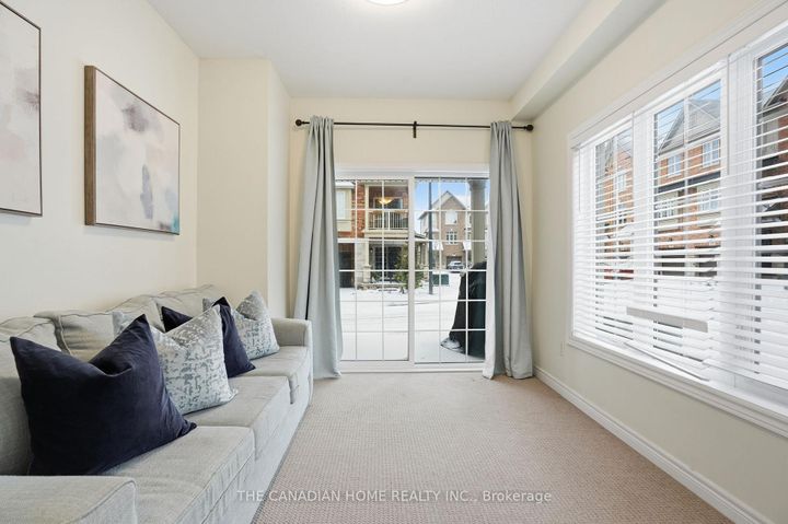 Photo 9 at 33 - 257 Parkside Drive, Waterdown, Hamilton