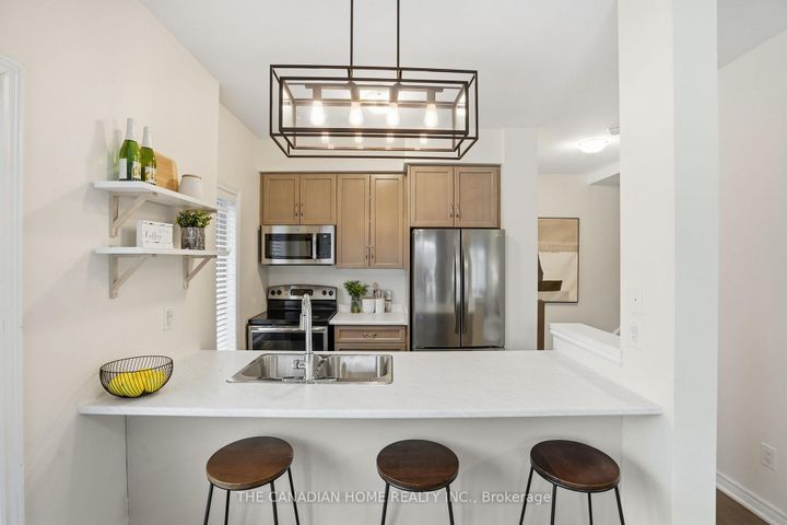 Photo 17 at 33 - 257 Parkside Drive, Waterdown, Hamilton