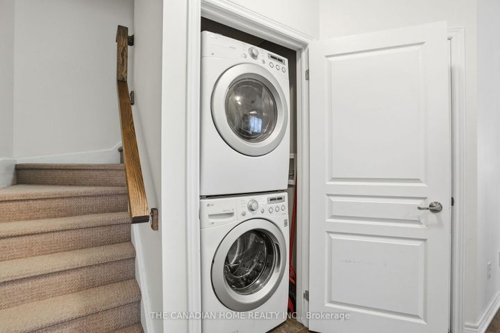 Photo 30 at 33 - 257 Parkside Drive, Waterdown, Hamilton