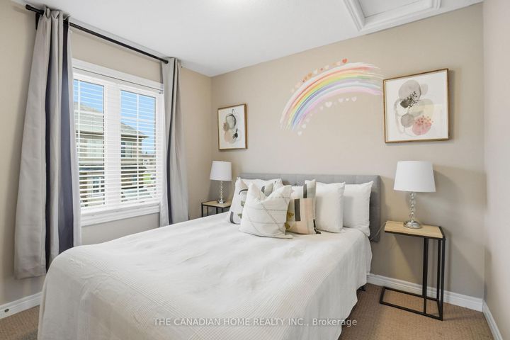 Photo 33 at 33 - 257 Parkside Drive, Waterdown, Hamilton