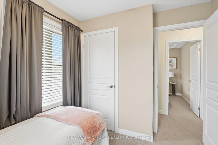 Photo 36 at 33 - 257 Parkside Drive, Waterdown, Hamilton