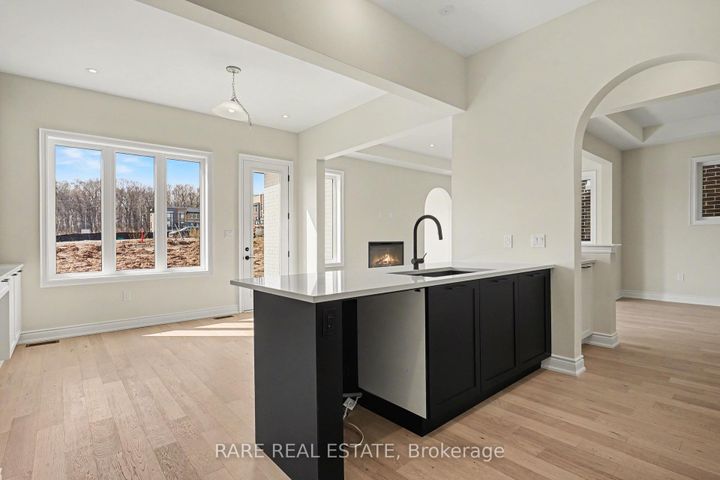 Photo 12 at 1236 QUEENS PLATE Road W, GA Glen Abbey, Oakville