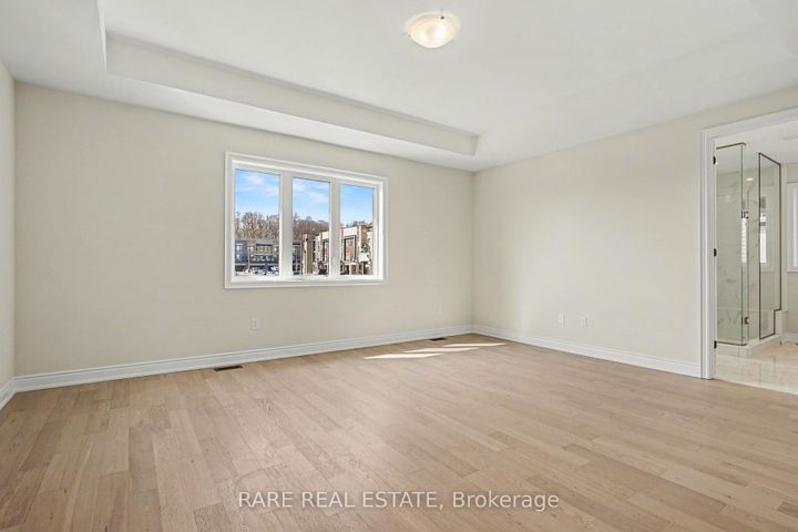 Photo 16 at 1236 QUEENS PLATE Road W, GA Glen Abbey, Oakville