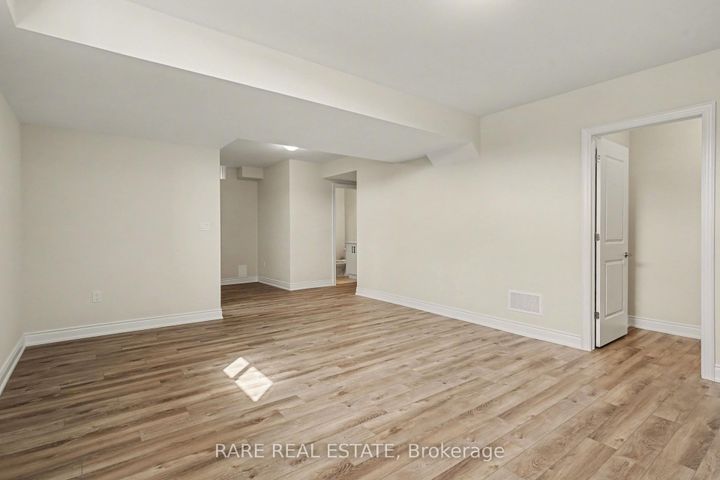 Photo 34 at 1236 QUEENS PLATE Road W, GA Glen Abbey, Oakville