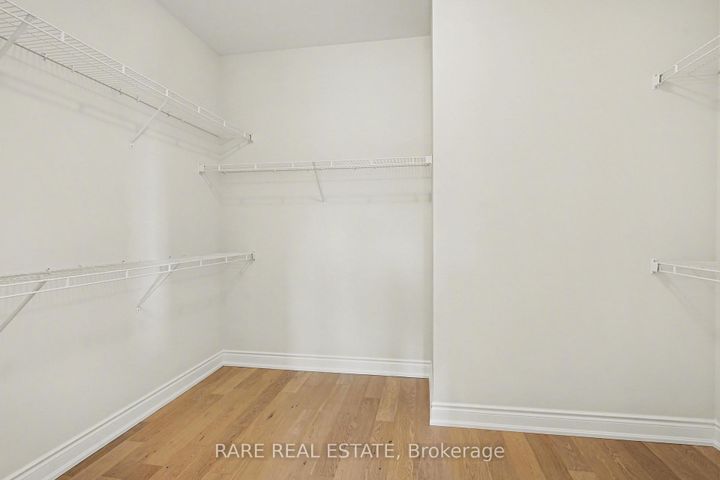 Photo 40 at 1236 QUEENS PLATE Road W, GA Glen Abbey, Oakville