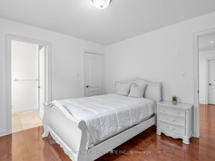 Photo 11 at 342 Byng Avenue, Willowdale East, Toronto