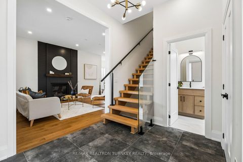 Photo 5 at 271 Main Street N, Uxbridge