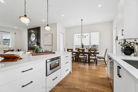 Photo 8 at 271 Main Street N, Uxbridge