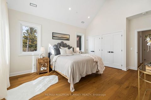 Photo 15 at 271 Main Street N, Uxbridge