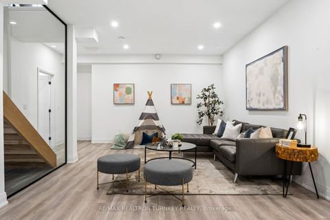 Photo 27 at 271 Main Street N, Uxbridge