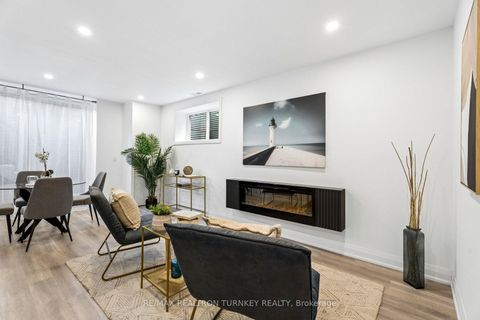 Photo 31 at 271 Main Street N, Uxbridge