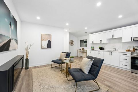 Photo 36 at 271 Main Street N, Uxbridge