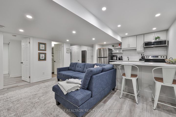 Photo 26 at 33 Ravel Drive, Patterson, Vaughan