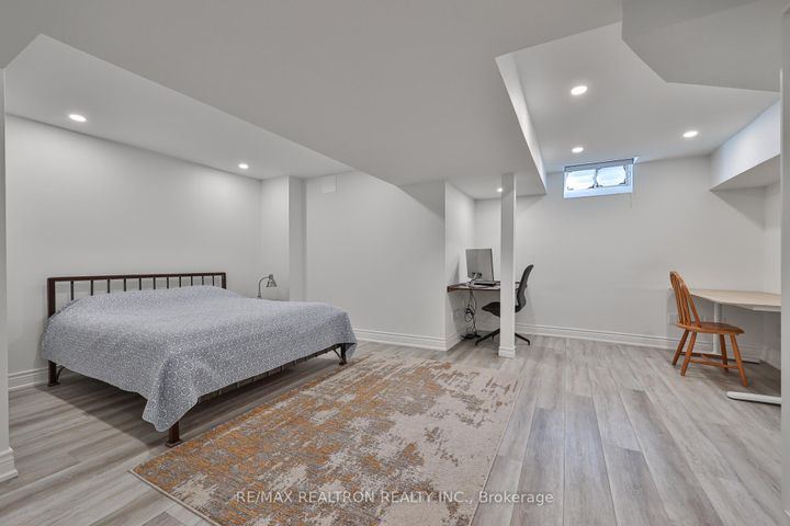 Photo 30 at 33 Ravel Drive, Patterson, Vaughan