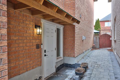 Photo 24 at 33 Ravel Drive, Patterson, Vaughan