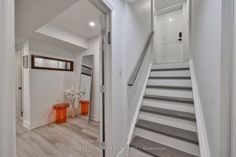 Photo 25 at 33 Ravel Drive, Patterson, Vaughan