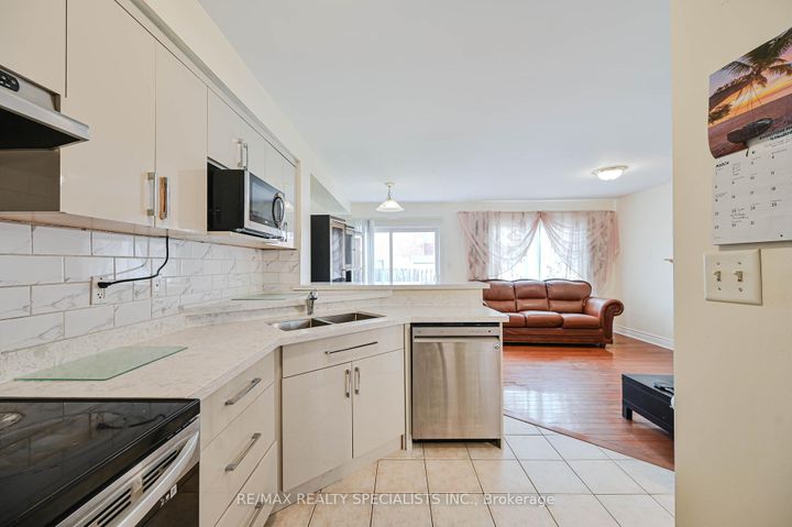 Photo 14 at 15 Eastway Street, Gore Industrial North, Brampton