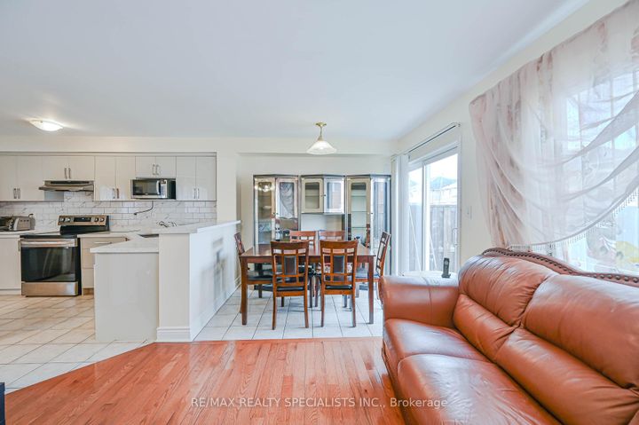 Photo 19 at 15 Eastway Street, Gore Industrial North, Brampton