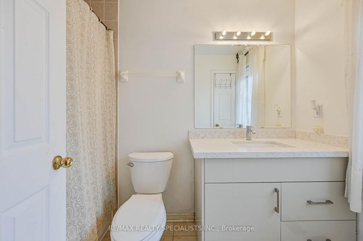 Photo 40 at 15 Eastway Street, Gore Industrial North, Brampton