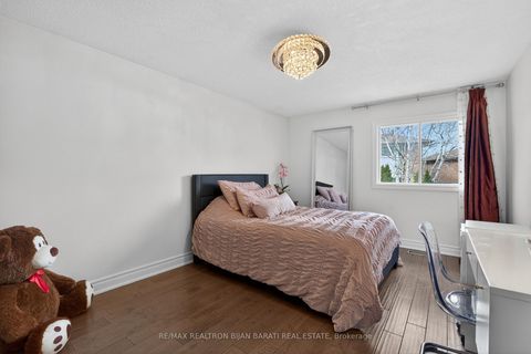 Photo 36 at 92 Weldrick Road E, Harding, Richmond Hill