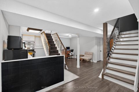 Photo 39 at 92 Weldrick Road E, Harding, Richmond Hill