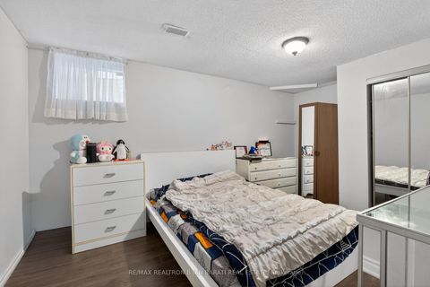 Photo 45 at 92 Weldrick Road E, Harding, Richmond Hill