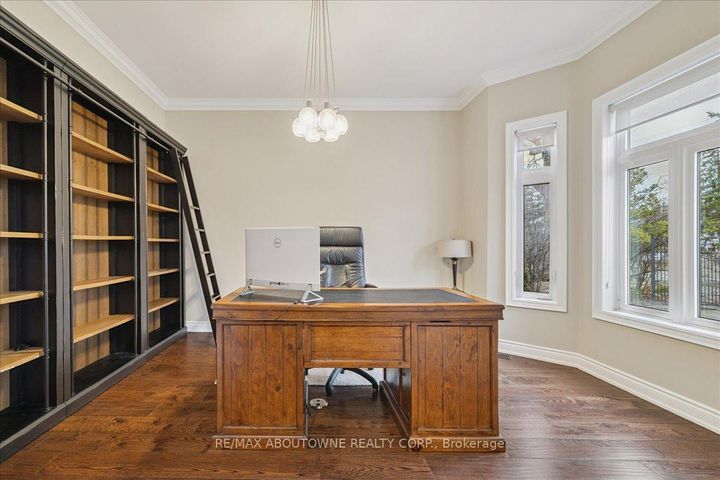 Photo 3 at 1379 Rebecca Street, WO West, Oakville