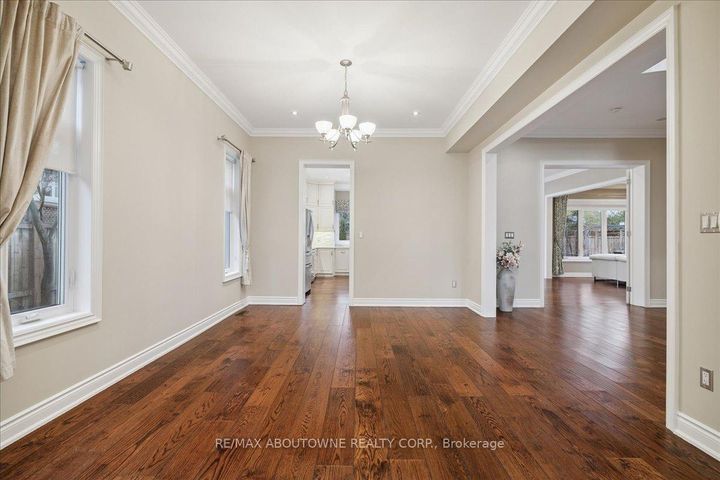 Photo 7 at 1379 Rebecca Street, WO West, Oakville