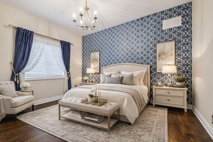 Photo 31 at 1379 Rebecca Street, WO West, Oakville