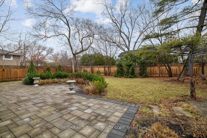 Photo 45 at 1379 Rebecca Street, WO West, Oakville