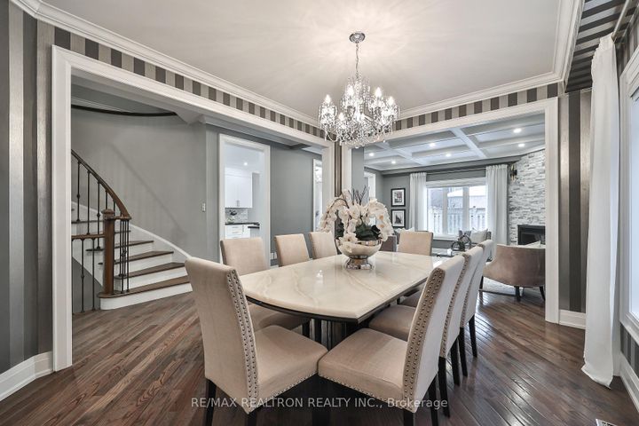 Photo 3 at 14 Daphnia Drive, Patterson, Vaughan