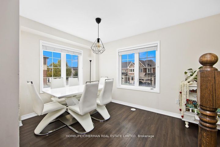 Photo 11 at 335 Ellen Davidson Drive, GO Glenorchy, Oakville