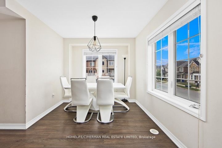 Photo 12 at 335 Ellen Davidson Drive, GO Glenorchy, Oakville