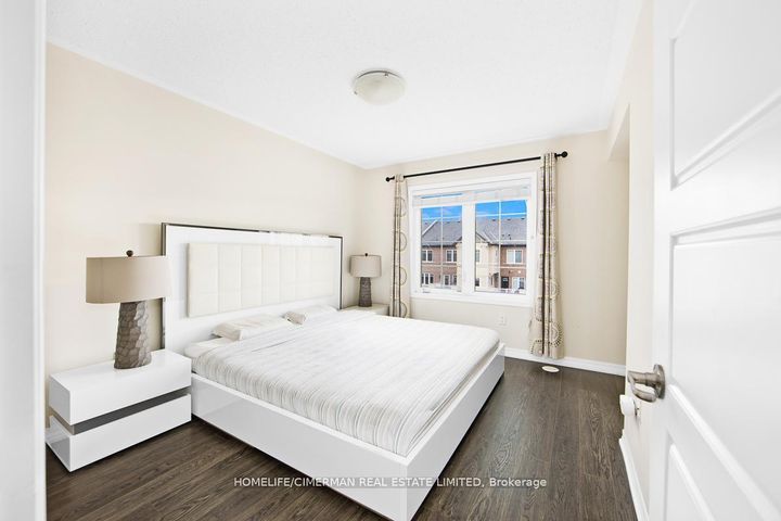 Photo 14 at 335 Ellen Davidson Drive, GO Glenorchy, Oakville