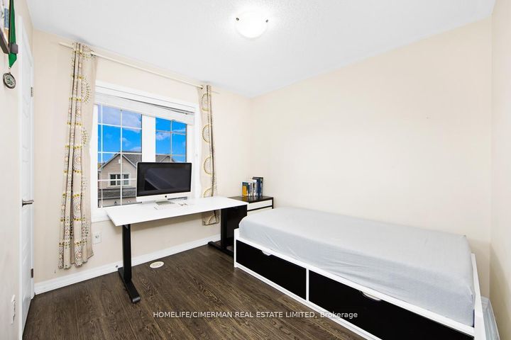 Photo 17 at 335 Ellen Davidson Drive, GO Glenorchy, Oakville